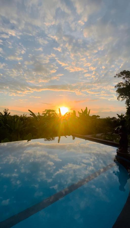 Hotel Sunset Hill Lembongan Zewnętrze zdjęcie