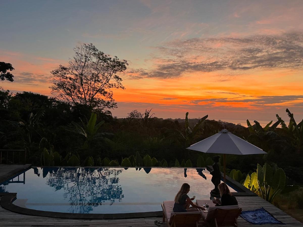 Hotel Sunset Hill Lembongan Zewnętrze zdjęcie