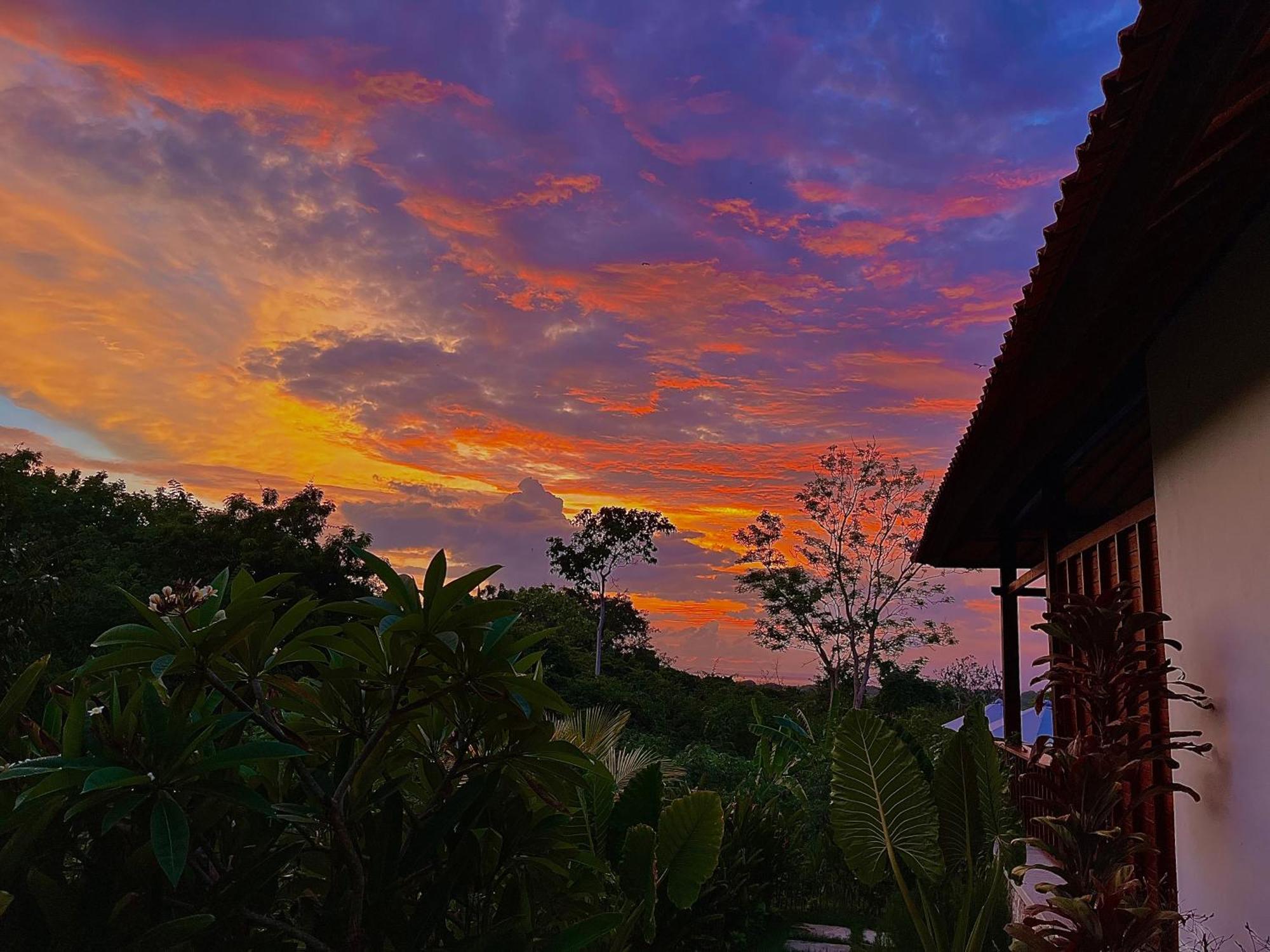 Hotel Sunset Hill Lembongan Zewnętrze zdjęcie
