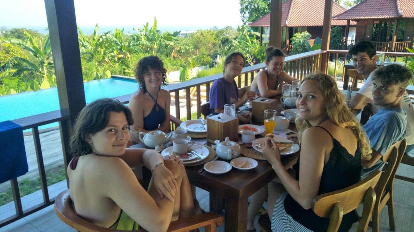 Hotel Sunset Hill Lembongan Zewnętrze zdjęcie